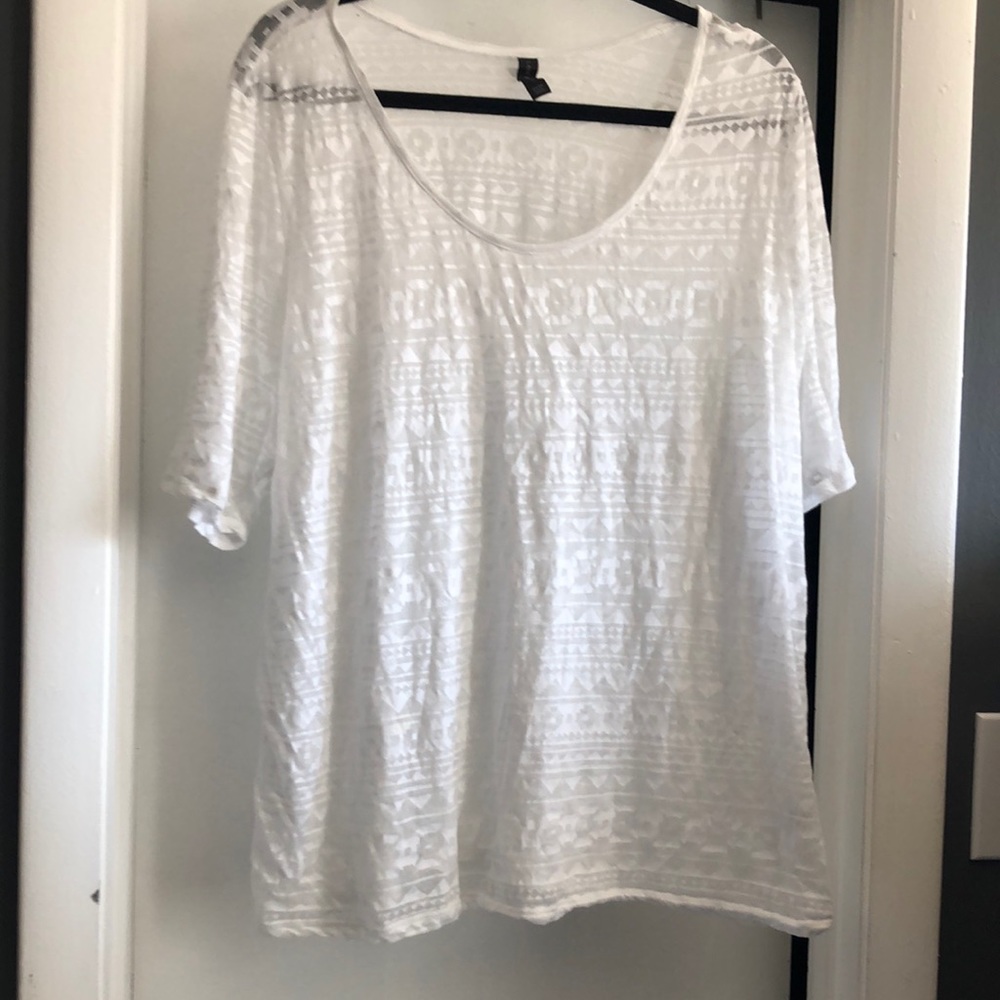 Lane Bryant Size 22/24 White Aztec Top